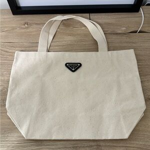 Fashion inspired tote bag inspired new